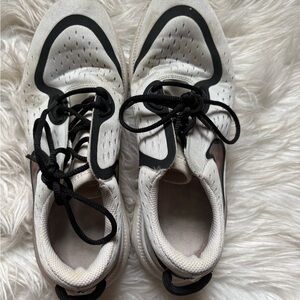 Nike Women's White Athletic Sneakers with Black Accents